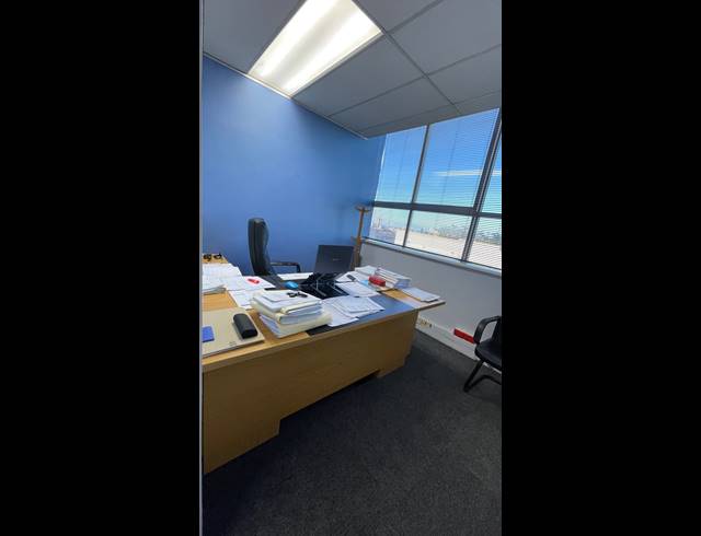 71M² OFFICE FOR SALE IN MUSGRAVE